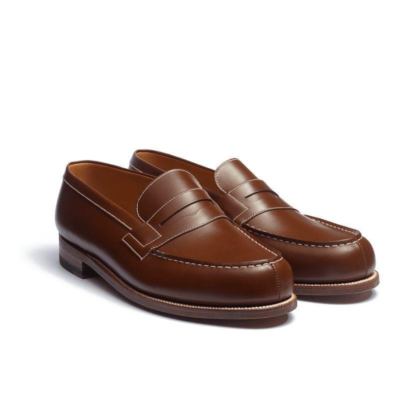 mocassin