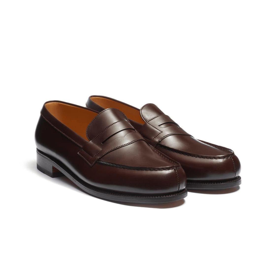mocassin