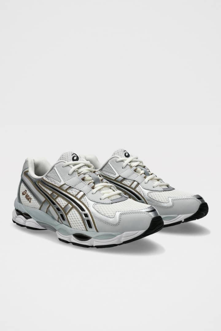 ASICS SPORT