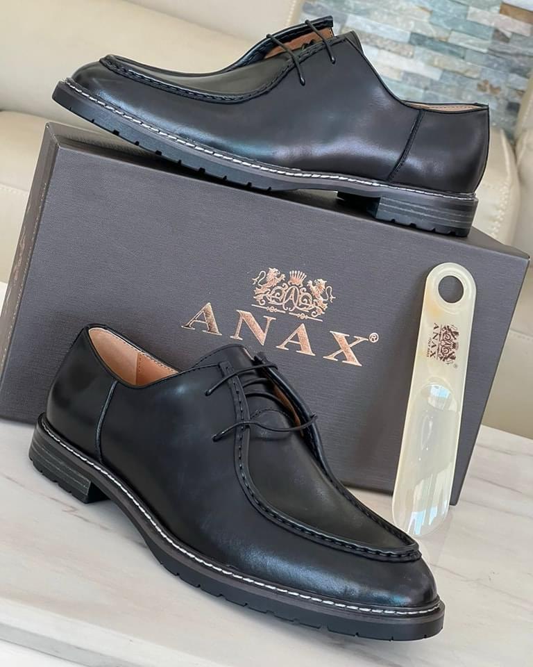SOULIER EN CUIR