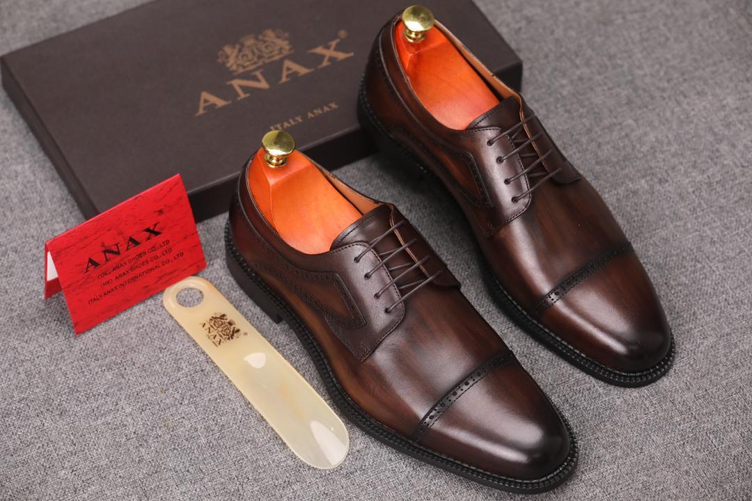 SOULIER EN CUIR