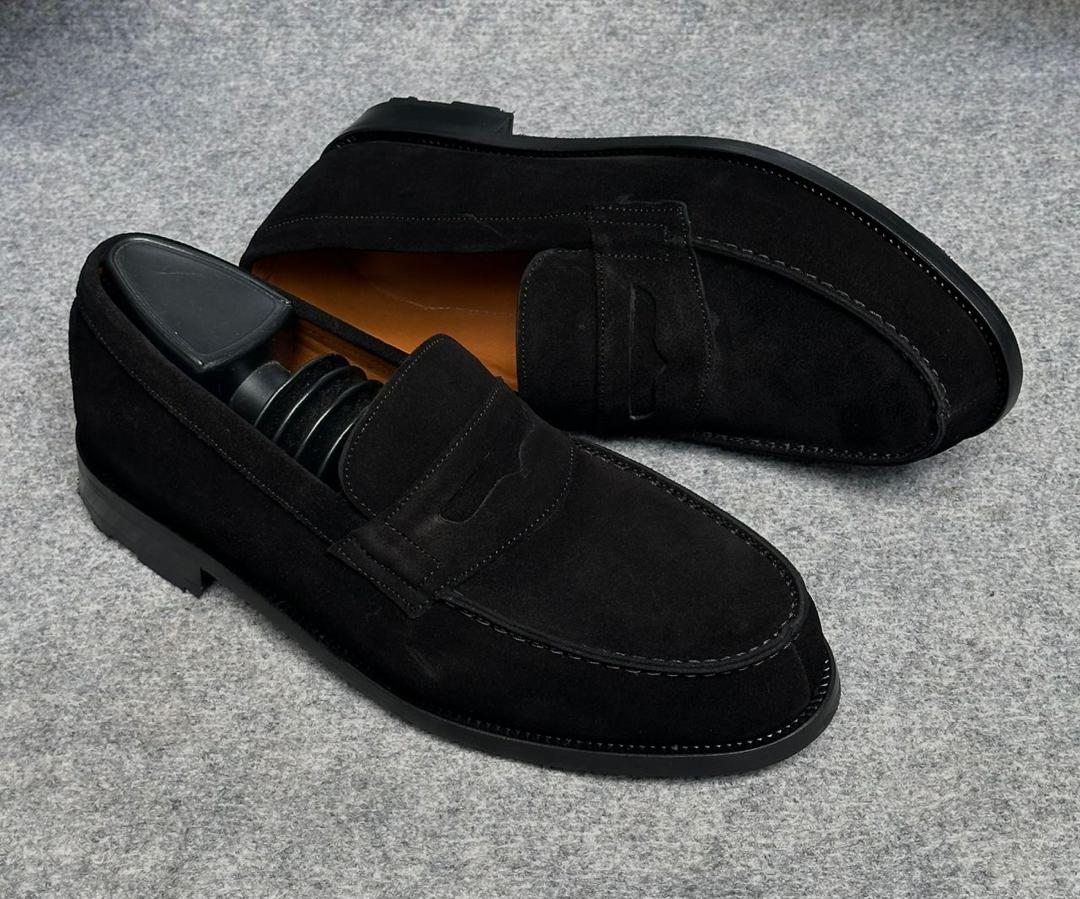 mocassin