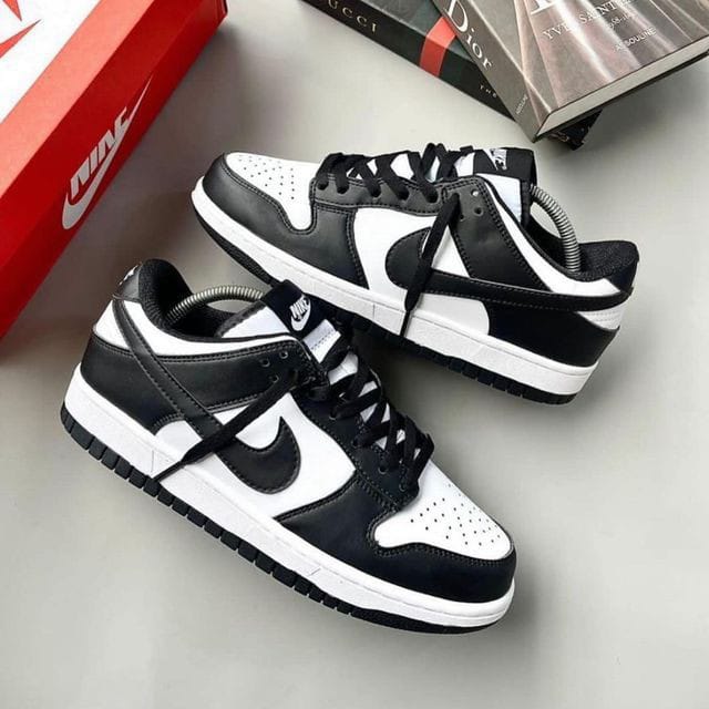 AIR JORDAN